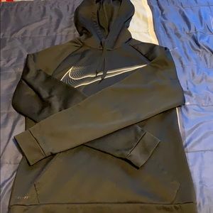 Men’s Black Nike sweatshirt